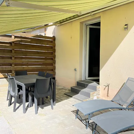 Chez Nous Holiday home *